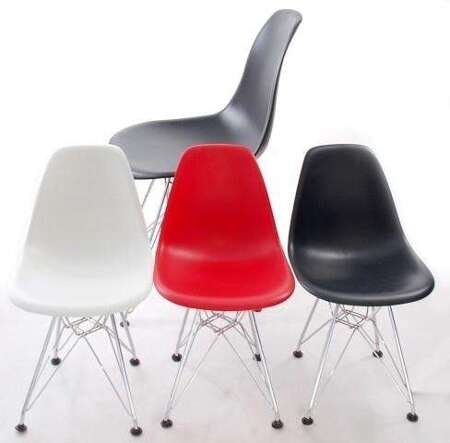 JuniorP016 Stuhl, rot, Beine aus Chrom